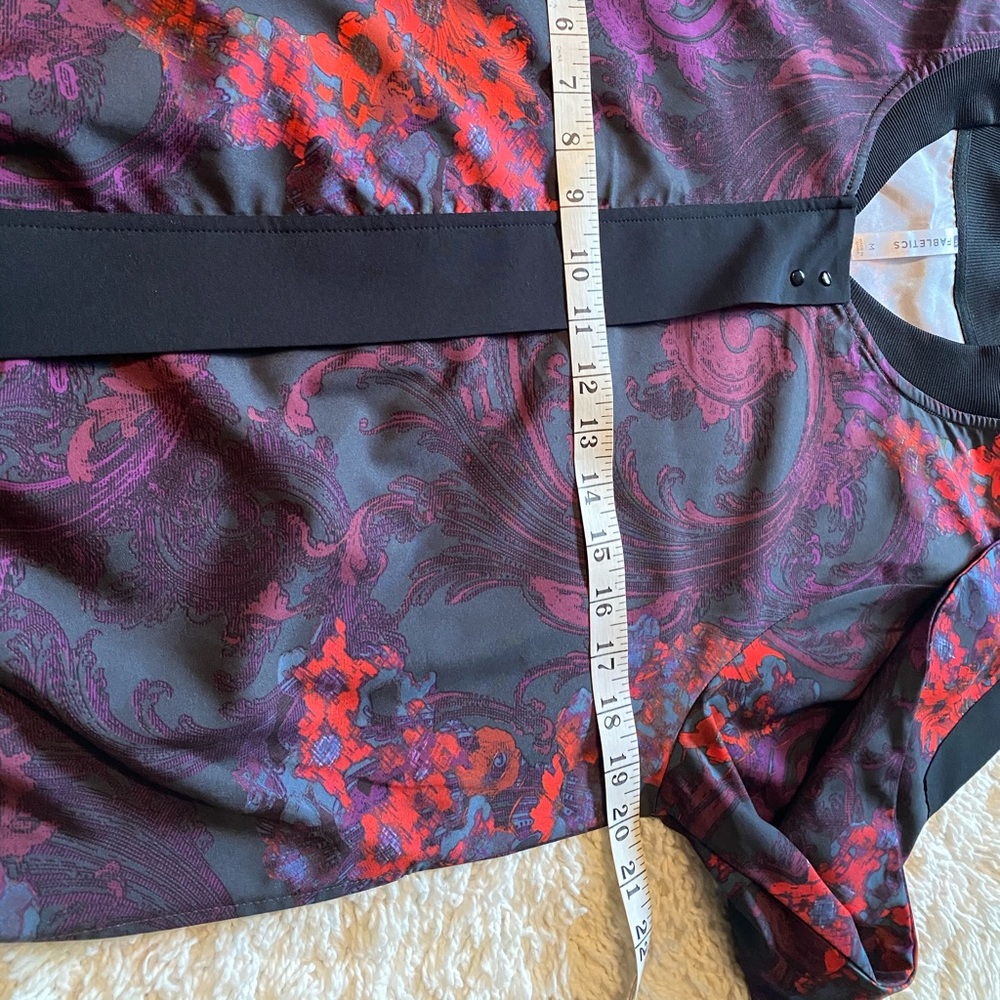 Fabletics Jacket Size Medium - image 3